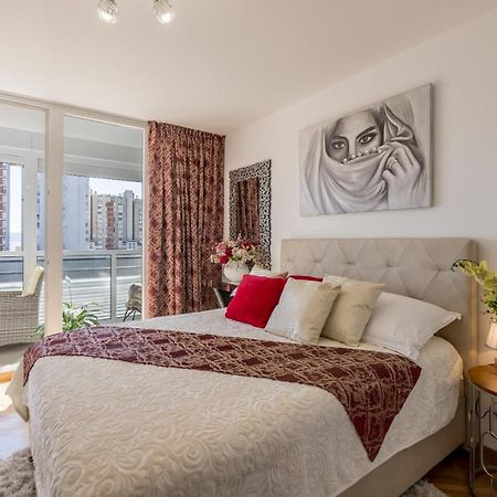 Apartment Desert Rose Split Bagian luar foto